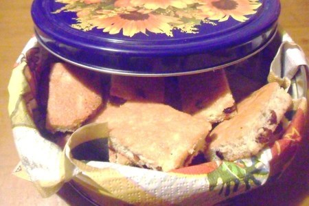 Фото к рецепту: Печенье "простое" с сушёной клюквой