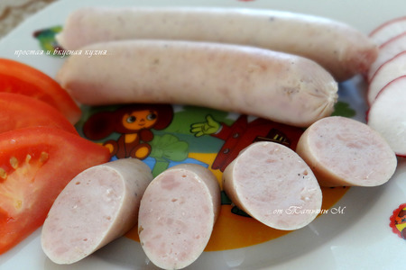 Фото к рецепту: Сосиски детские белые из мяса птиц