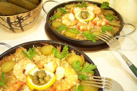 Фото к рецепту: Московская рыбная солянка на сковороде (фм "иллюстрация").