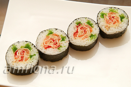 Фото к рецепту: Кадзари-суши "роза"