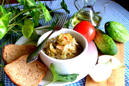 Фото к рецепту: Салат из огурцов на зиму