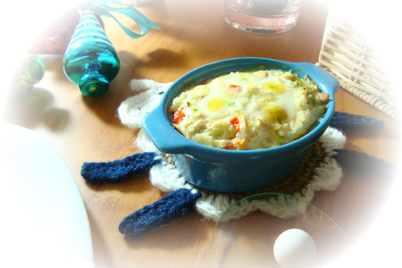 Фото к рецепту: Рисово-овощное суфле с курицей.