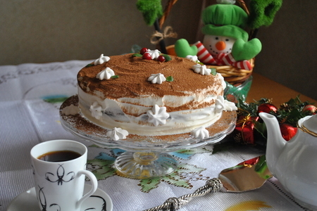 Фото к рецепту: Черемуховый торт с сырным кремом «аромат праздника»