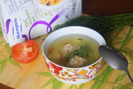Фото к рецепту: Суп с рисом басмати mix и рыбными фрикадельками