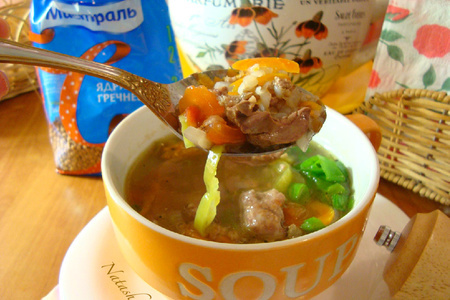 Фото к рецепту: Суп с гречкой и куриной печенью