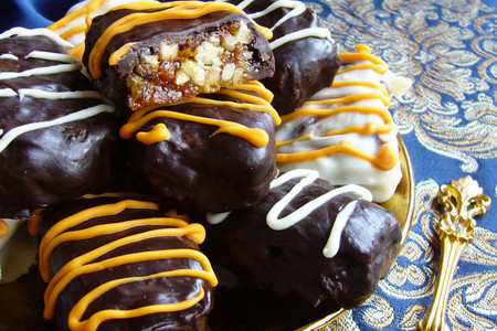 Фото к рецепту: Грильяжные конфеты в шоколаде «для шамаханской царицы»