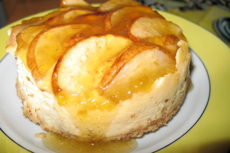 Фото к рецепту: Творожные пирожные с грушами