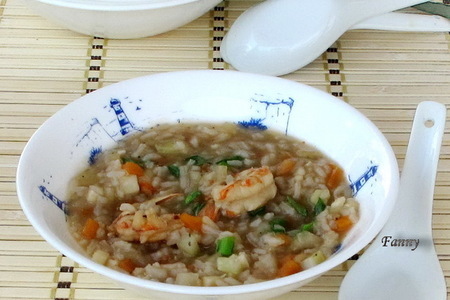 Фото к рецепту: Рисовый суп (митан)