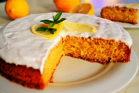Фото к рецепту: Невероятно вкусный лимонный пирог