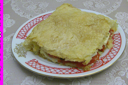 Легкий пирог с помидорами и брынзой