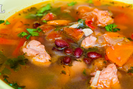 Фото к рецепту: Согревающий зимний суп