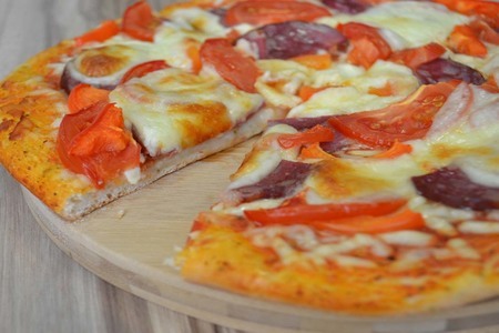 Фото к рецепту: Идеальное тесто для пиццы