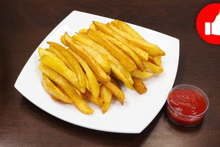 Фото к рецепту: Вкусная картошка фри, секрет приготовления