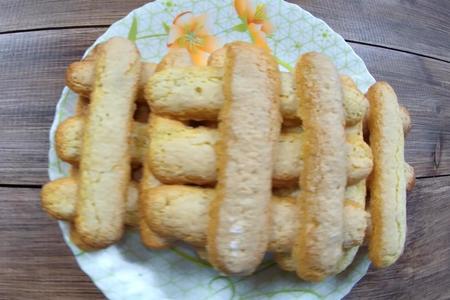 Фото к рецепту: Печенье савоярди дамские пальчики 