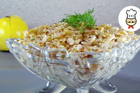 Фото к рецепту: Салат из айвы и сыра