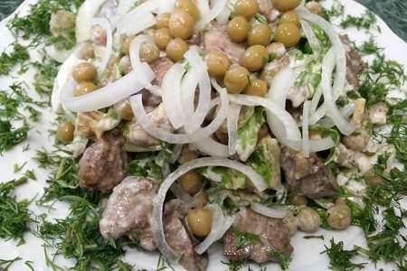 Фото к рецепту: Салат "гурман" из куриной печени. chicken liver salad