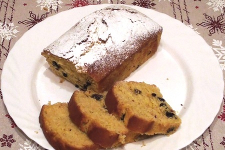Фото к рецепту: Мандариновый кекс-пирог с изюмом