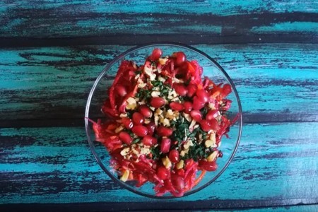 Фото к рецепту: Витаминный салат с редькой