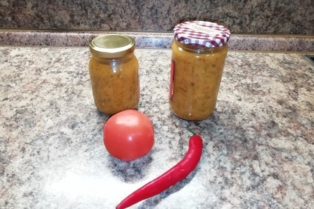 Фото к рецепту: Соус "ареда" (острый томатный)