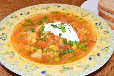 Фото к рецепту: Суп весенний - польза овощей