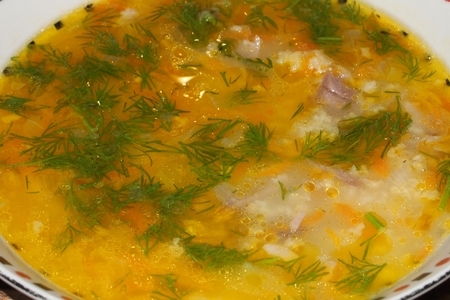 Фото к рецепту: Куриный суп с пшеном