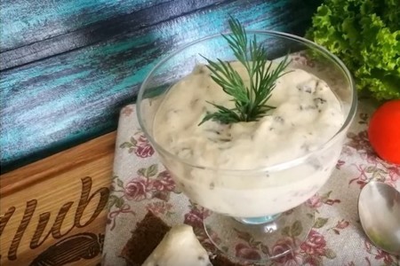 Фото к рецепту: Домашний плавленый сыр с грибами
