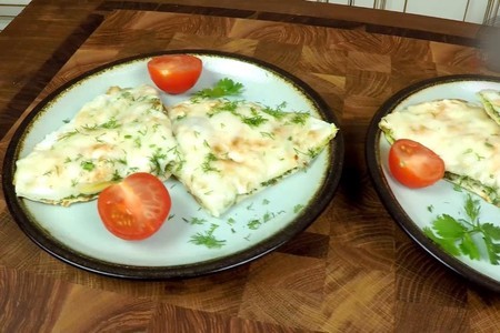 Фото к рецепту: Завтрак из лаваша, яиц и сыра. 