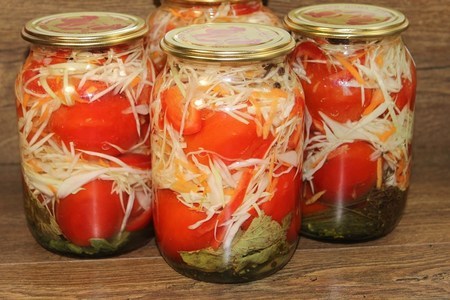 Фото к рецепту: Консервированные помидоры