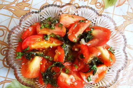 Фото к рецепту: Быстрые маринованные помидоры
