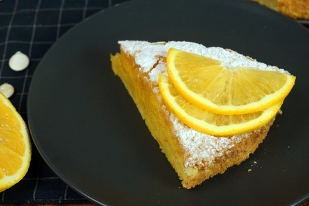 Фото к рецепту: Ароматный пирог из тыквы с цедрой апельсина