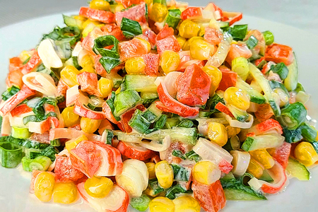 Фото к рецепту: Пять самых легких и простых салатов на новый год