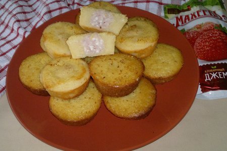 Фото к рецепту: Манные кексы с творогом, "махеевъ", россия