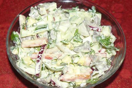 Фото к рецепту: Салат со свиным сердцем
