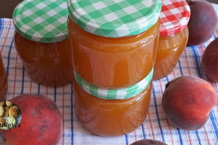 Фото к рецепту: Нежнейший джем из персика за несколько минут