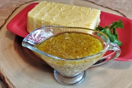 Фото к рецепту: Молдавский чесночный соус муждей 