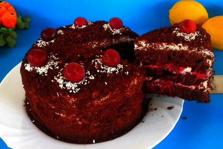 Фото к рецепту: Торт "черный принц" простой и быстрый рецепт домашнего торта