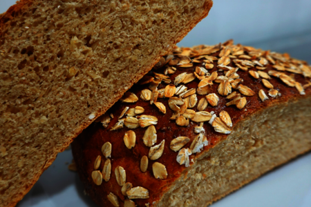 Фото к рецепту: Овсяный хлеб с мёдом по скандинавскому рецепту