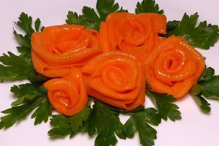 Фото к рецепту: Розы из моркови
