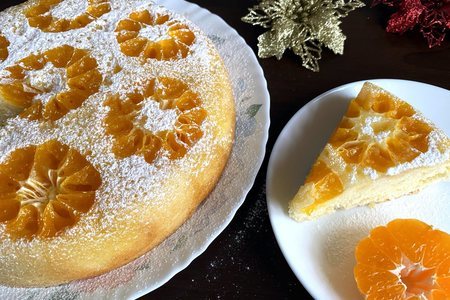 Фото к рецепту: Самый новогодний пирог - пирог с мандаринами