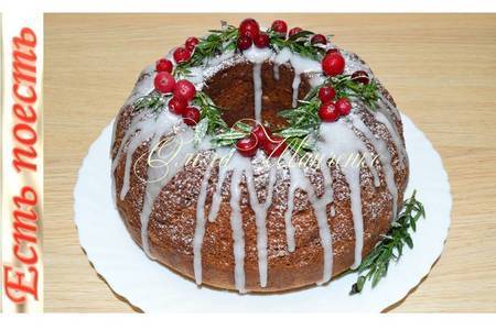 Фото к рецепту: Рождественский двухцветный кекс