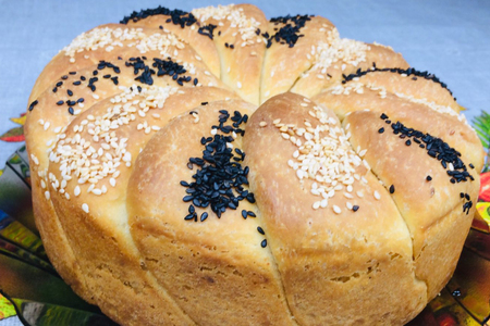 Фото к рецепту: Сербский сливочный хлеб "уши слона"