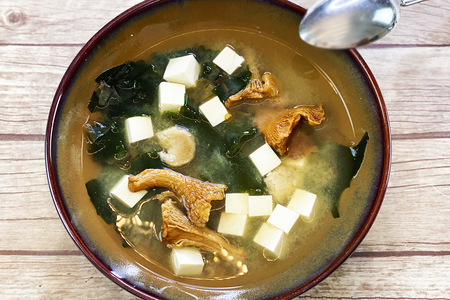 Фото к рецепту: Мисо суп - японская кухня 