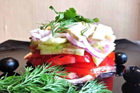 Фото к рецепту: Болгарский салат шопский