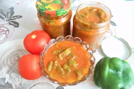 Фото к рецепту: Лечо из томатов и перца на зиму, простой рецепт