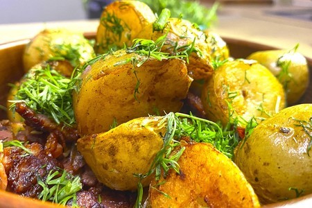 Фото к рецепту: Жареная картошка с беконом