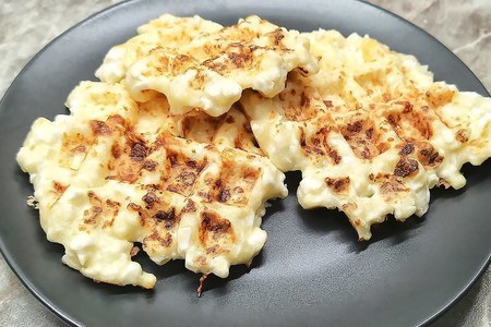 Фото к рецепту: Творожно-сырные вафли