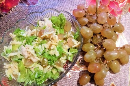 Салат из курицы с виноградом