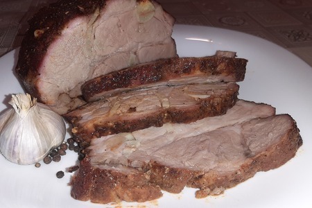 Фото к рецепту: Свиной ошеек в духовке на новый год