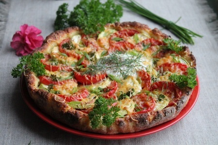 Фото к рецепту: Пицца с овощами