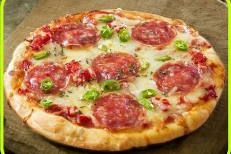 Фото к рецепту: Пицца